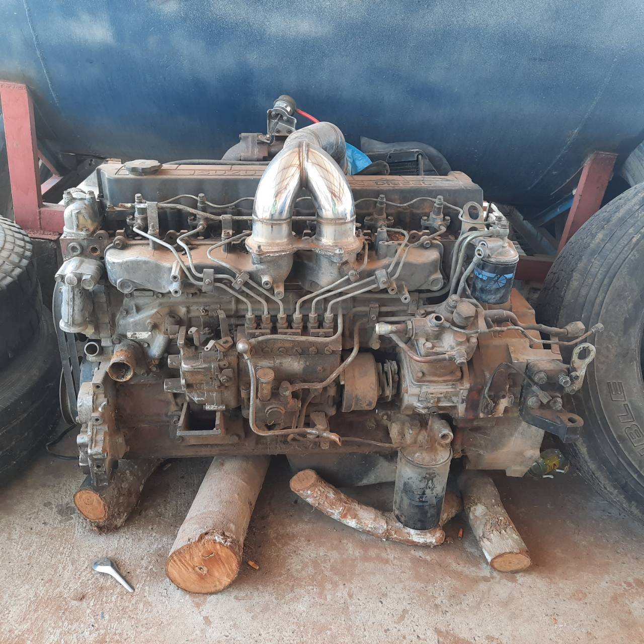 ขาย45000ขายเครื่องอิซูซุ195เทอโบครับไม่มีใบคุมเครื่องนะครับเครื่องติดใช้ได้ครับขายตามสภาพนะครับเจ้าของเดิมเป็นผู้หญิงไม่เก่งครับ