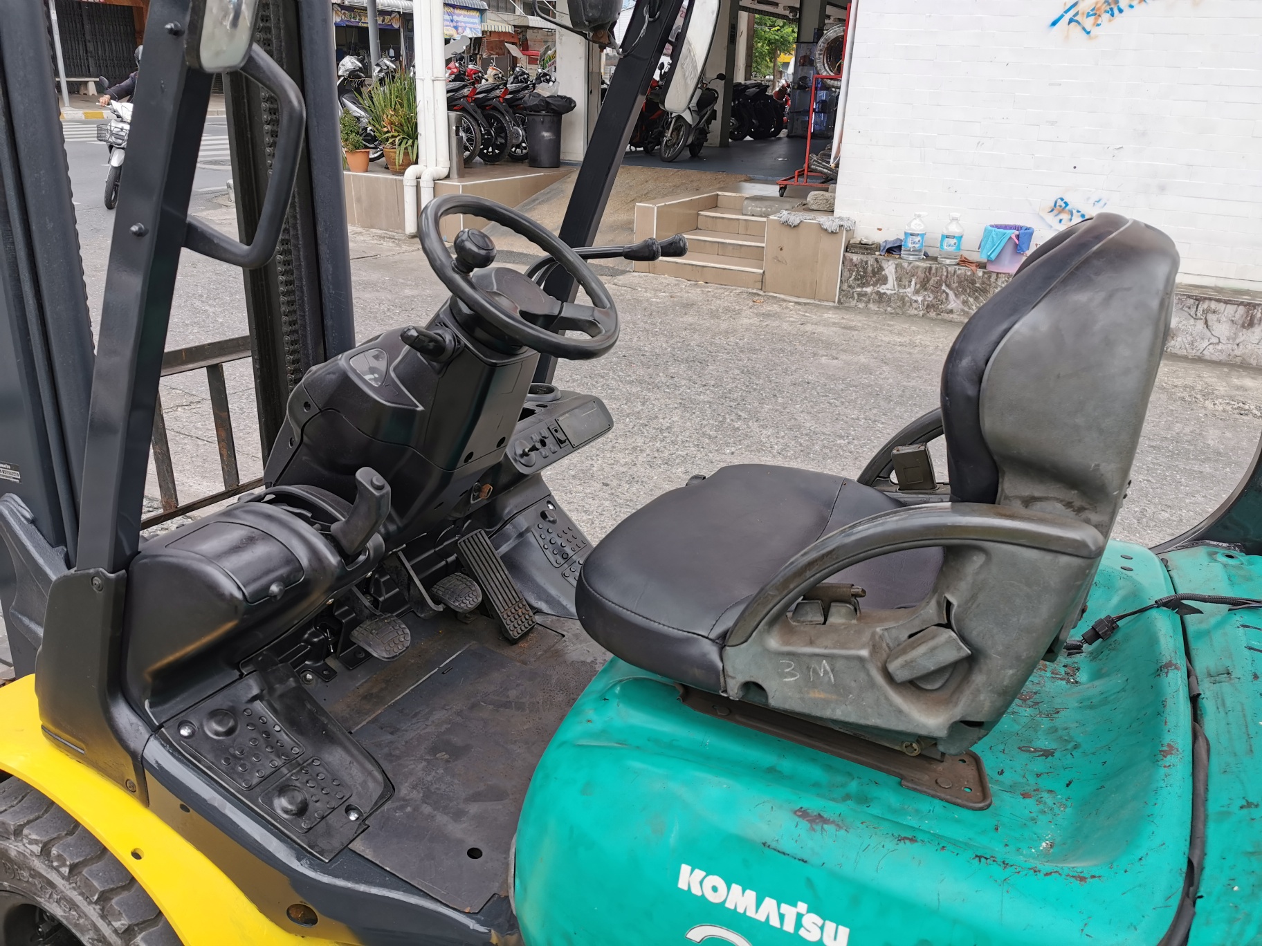 Komatsu FG25-16 2.5ตัน
