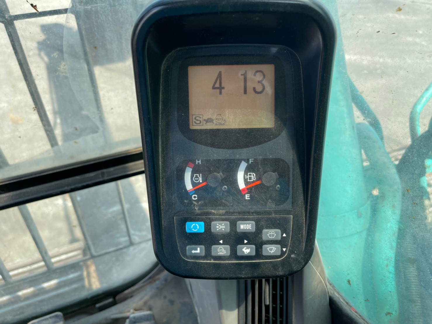 ขายราคาพิเศษ SK200-8 YN12 ปี2013 นำเข้าจากญี่ปุ่น ราคา 1,950,000 บาท 095-0563605