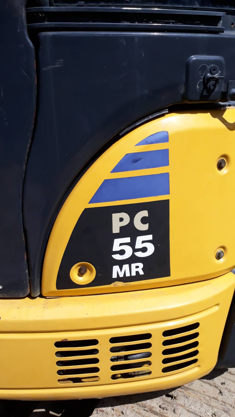 ขายแบคโฮ KOMATSU PC55MR-2 ขายแบคโฮ KOMATSU PC55MR-2