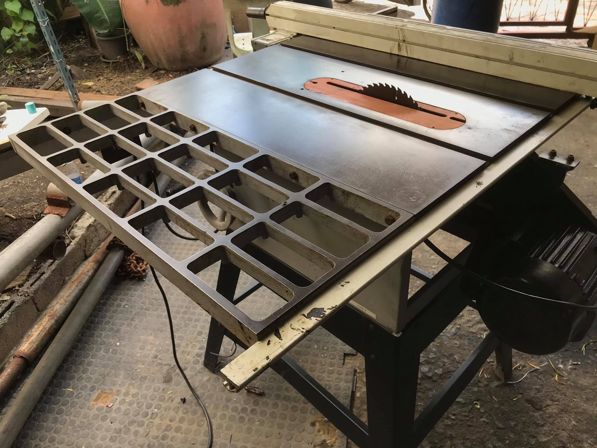 แท่นเลื่อยวงเดือน Bigwood mj-2331