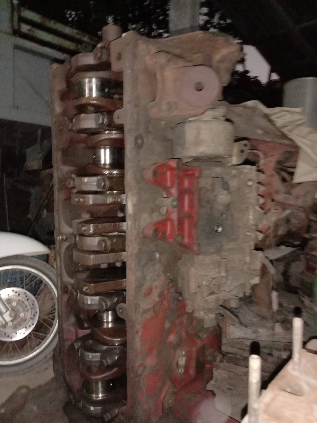 ข้อเหวี่ยงพร้อมเสื้อสูบ EM 100 อกสแตนดาร์ดทก้านซ้ายสิบ ราคา 30,000 . ลูกสูบ อีเอ็ม 100 แท้ ชุดละ 1,000 มี 5ชุด ติดต่อโทร 0817541426 ข้อเหวี่ยงพร้อมเสื้อสูบ EM 100 อกสแตนดาร์ดทก้านซ้ายสิบ ราคา 30,000 . ลูกสูบ อีเอ็ม 100 แท้ ชุดละ 1,000 มี 5ชุด ติดต่อโทร 0817541426