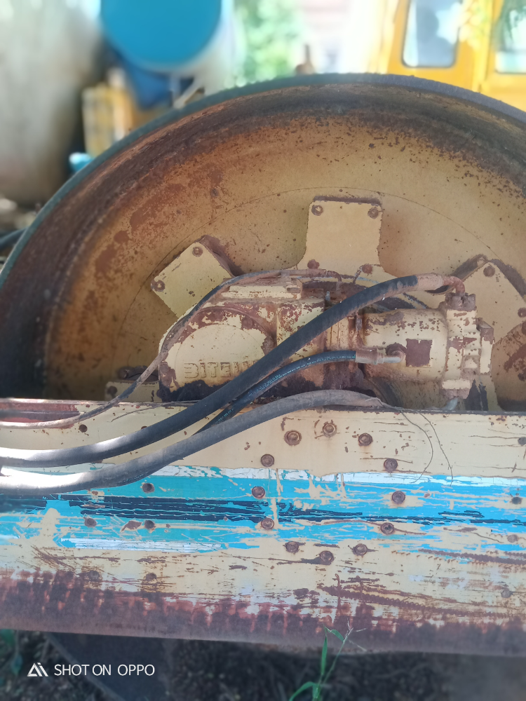 ขายรถบดถนน 10 ตัน 2 เพลา เครื่อง isuzu 6 BD 1T