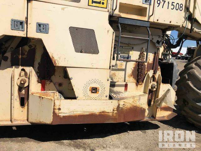 รถกัด CMI RS650