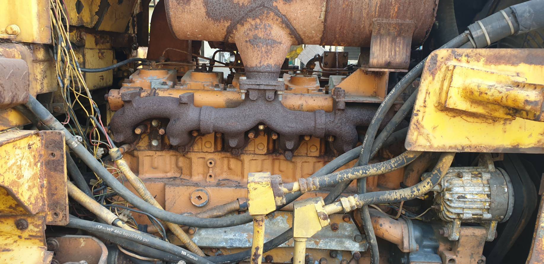 รถดัน Komatsu d53p-17 รถดัน Komatsu d53p-17