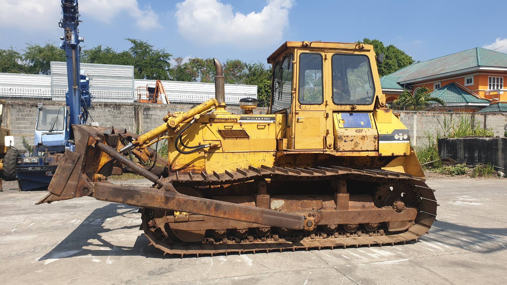 รถดัน Komatsu d53p-17
