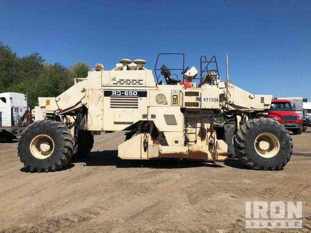 รถกัด CMI RS650