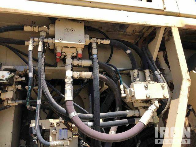 รถกัด CMI RS650