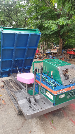 รถแทรคดั้ม