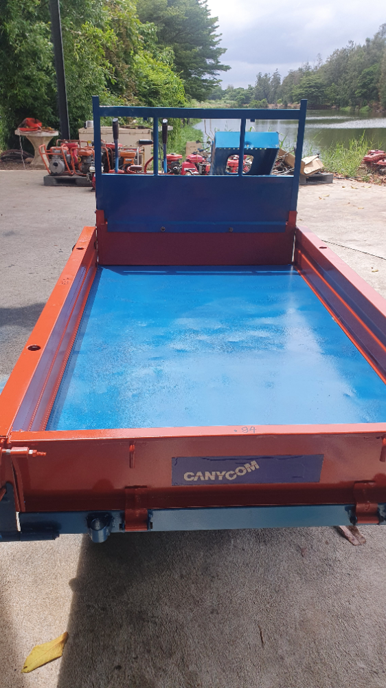 รถแทรคยางดั้มมือ