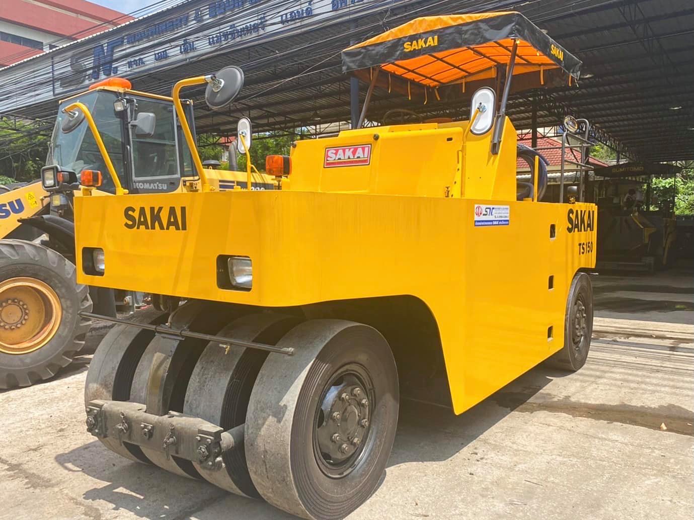 รถบดล้อยาง SAKAI TS150 รถบดล้อยาง SAKAI TS150