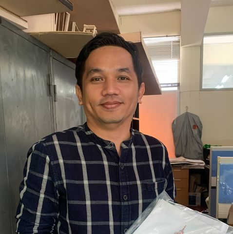 seller