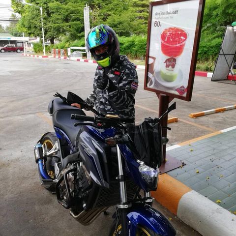 seller