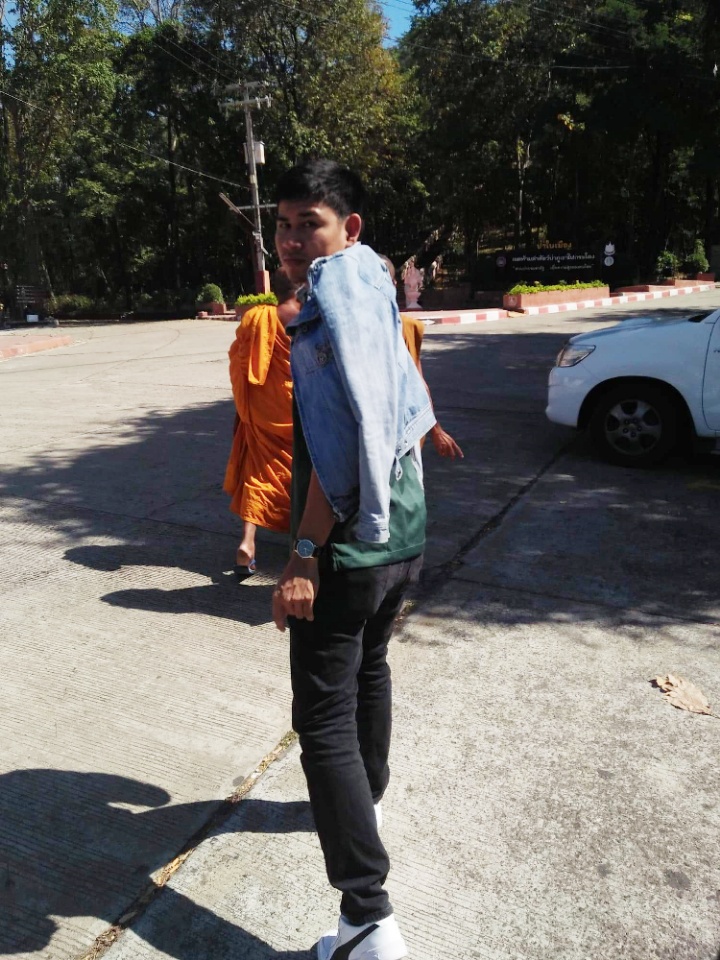 seller
