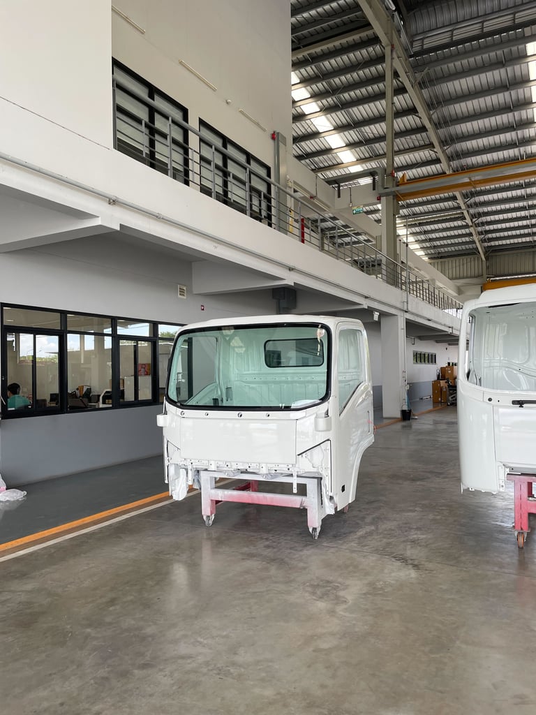 โครงหัวเก๋งรีบิ้วต์ ISUZU NLR โครงหัวเก๋งรีบิ้วต์ ISUZU NLR