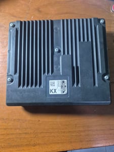 กล่อง ECU hilux revo ปี 2024 เกียร์ธรรมดากล่องพร้อมใช้ไม่เคยแกะซ่อม