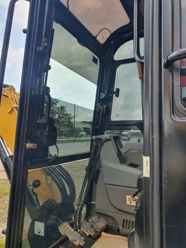 รถขุดเล็ก รถแม็คโคร รถแบคโฮ รถขุดดิน ราคาถูก คุณภาพดี