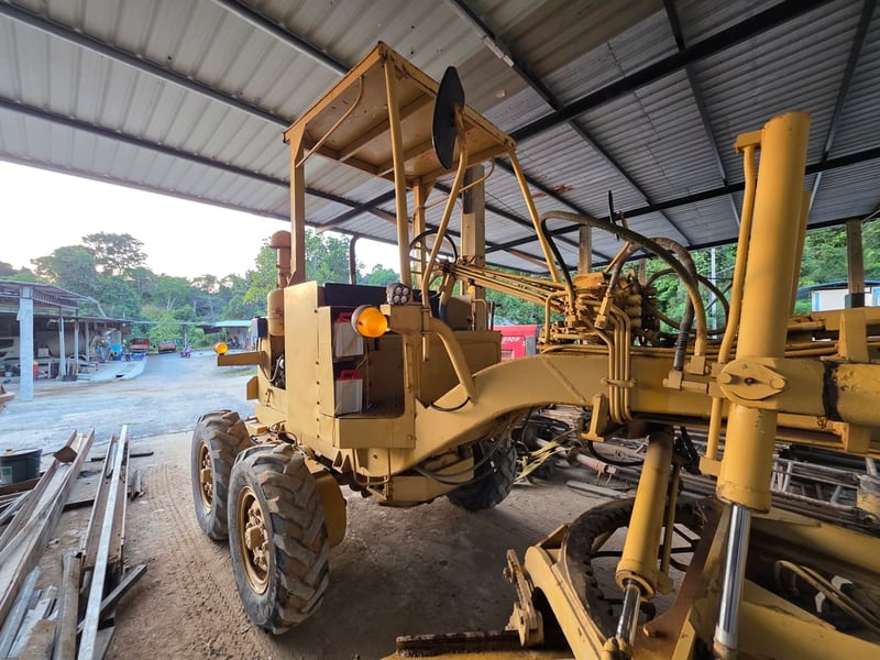 ขายรถเกรด 