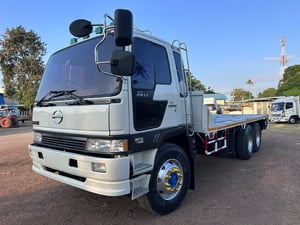 HINO FL3H 10ล้อเพลาเดียวกระบะพื้นเรียบ 195 รถบรรทุก 10ล้อ พื้นเรียบ ปี1997 HINO FL3H 10ล้อเพลาเดียวกระบะพื้นเรียบ 195 รถบรรทุก 10ล้อ พื้นเรียบ ปี1997