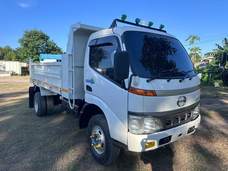 ขายดั้ม