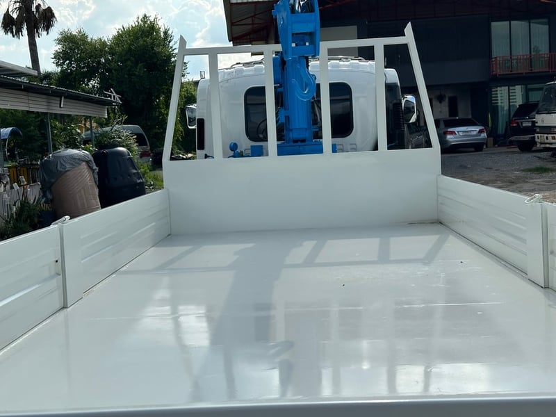 ISUZU FRR 210แรงม้า 6ล้อ กระบะเหล็กติดเครน ปี2014 ISUZU FRR 210แรงม้า 6ล้อ กระบะเหล็กติดเครน ปี2014