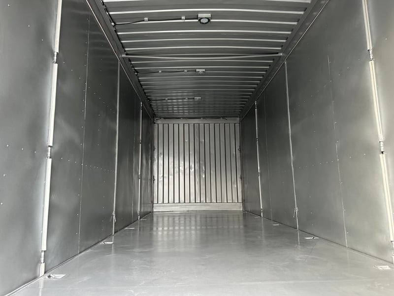 ISUZU FTR 240แรงม้า รถบรรทุก 6ล้อ ตู้10บาน ปี2012