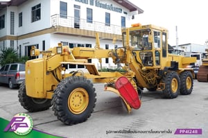 ขายรถเกรด ขนาดเทียบเท่า 160H MITSUBISHI SR320E ห้องเก๋ง ใบมีด 4.0 เมตร มือสองสภาพดี นำเข้าจากญี่ปุ่น โดย P&P Pro