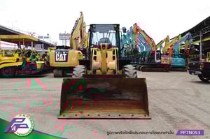 ขายรถตัก CAT 910K รุ่นใหม่ เทียบเท่า WA100-7 ห้องเก๋ง มีฟังก์ชันลดความสั่นสะเทือนขณะขับขี่ มีกล้องมองหลัง มือสองสภาพดี นำเข้าจากญี่ปุ่น โดย P&P Pro ขายรถตัก CAT 910K รุ่นใหม่ เทียบเท่า WA100-7 ห้องเก๋ง มีฟังก์ชันลดความสั่นสะเทือนขณะขับขี่ มีกล้องมองหลัง มือสองสภาพดี นำเข้าจากญี่ปุ่น โดย P&P Pro