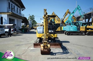 ขายรถขุดเล็ก KOMATSU PC40MR-3 แทรคยาง มีใบมีดดัน มือสองสภาพดี นำเข้าจากญี่ปุ่น โดย P&P Pro