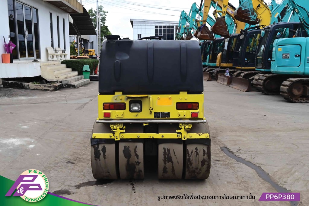 ขายรถบดหน้าเหล็ก-หลังยาง รุ่นใหม่ SAKAI TW352 เอวอ่อน ชั่วโมงน้อย มือสองสภาพดี นำเข้าจากญี่ปุ่น โดย P&P Pro ขายรถบดหน้าเหล็ก-หลังยาง รุ่นใหม่ SAKAI TW352 เอวอ่อน ชั่วโมงน้อย มือสองสภาพดี นำเข้าจากญี่ปุ่น โดย P&P Pro
