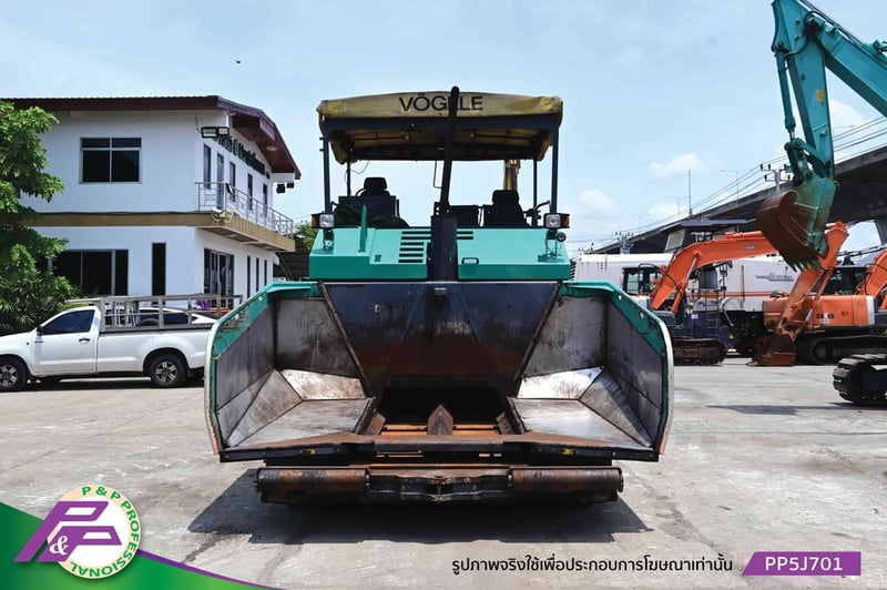 ขายรถปูยาง VOGELE SUPER1603-1 ล้อยาง, Screed AB500TV, ปูกว้าง 5.0 เมตร พร้อมตัวต่อขยายถึง 7.0 เมตร, มี Tamper และ Vibrator มือสองสภาพดี นำเข้าจากญี่ปุ่น โดย P&P Pro