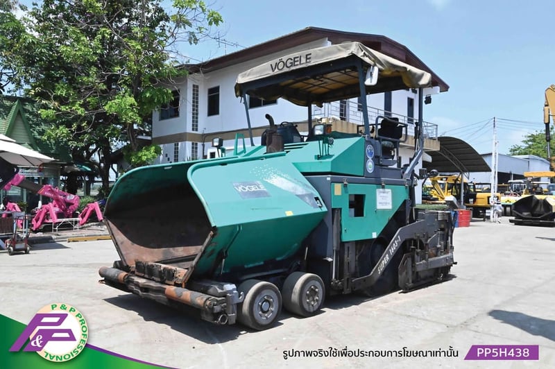 ขายรถปูยาง VOGELE SUPER1603-1 ล้อยาง Screed AB500TV ปูกว้าง 5.0 เมตร พร้อมตัวต่อขยายถึง 7.0 เมตร มี Tamper และ Vibrator มือสองสภาพดี นำเข้าจากญี่ปุ่น โดย P&P Pro
