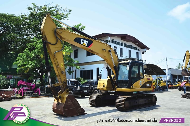 ขายรถขุด 22 ตัน CAT 320DRR-E มีไลน์หัวเจาะ มือสองสภาพดี นำเข้าจากญี่ปุ่น โดย P&P Pro