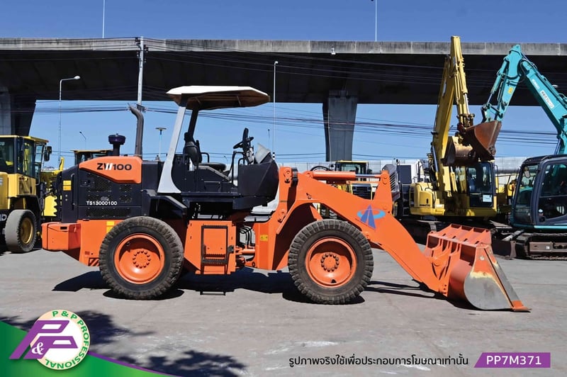 ขายรถตัก HITACHI ZW100-5B รุ่นใหม่ เทียบเท่า WA100-7 และ 910K แขนยาว ชั่วโมงน้อย มือสองสภาพดี นำเข้าจากญี่ปุ่น โดย P&P Pro