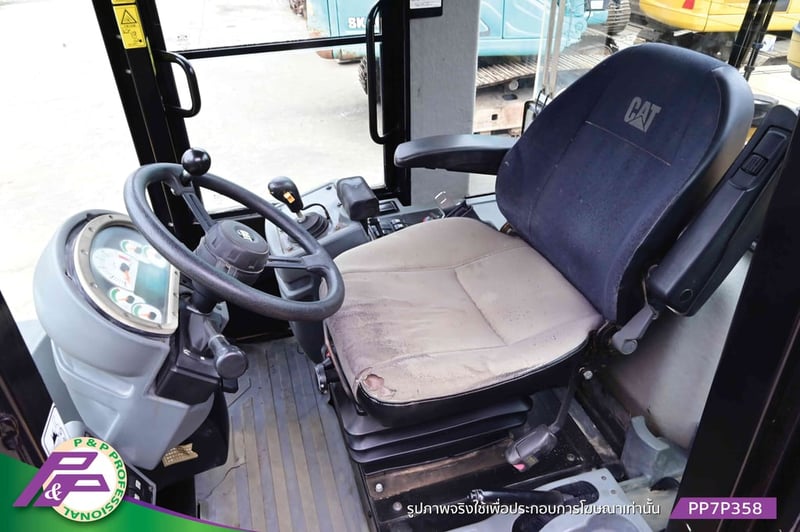 ขายรถตัก CAT 924H เทียบเท่า WA200-6 ห้องเก๋ง มีฟังก์ชันลดความสั่นสะเทือนขณะขับขี่ Ride control มือสองสภาพดี นำเข้าจากญี่ปุ่น โดย P&P Pro ขายรถตัก CAT 924H เทียบเท่า WA200-6 ห้องเก๋ง มีฟังก์ชันลดความสั่นสะเทือนขณะขับขี่ Ride control มือสองสภาพดี นำเข้าจากญี่ปุ่น โดย P&P Pro