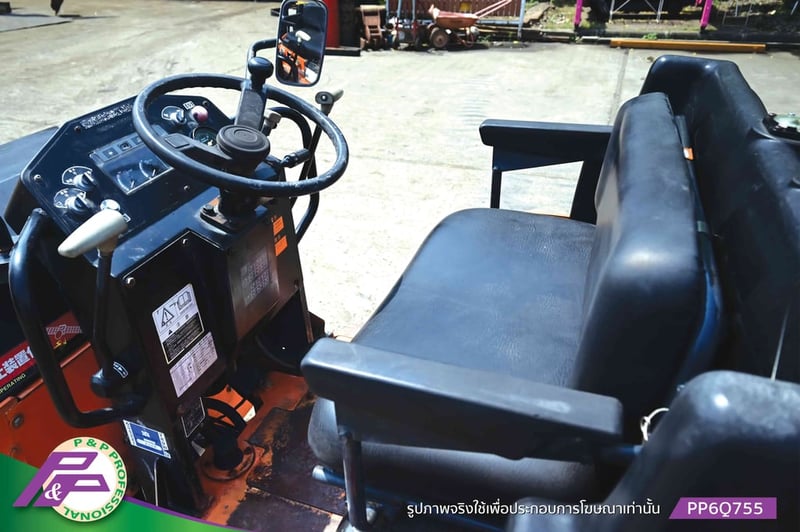 ขายรถบดหน้าเหล็ก-หลังยาง HITACHI CC135C-3A เทียบเท่า SAKAI TW352-1 เอวอ่อน ชั่วโมงน้อย มือสองสภาพดี นำเข้าจากญี่ปุ่น โดย P&P Pro ขายรถบดหน้าเหล็ก-หลังยาง HITACHI CC135C-3A เทียบเท่า SAKAI TW352-1 เอวอ่อน ชั่วโมงน้อย มือสองสภาพดี นำเข้าจากญี่ปุ่น โดย P&P Pro