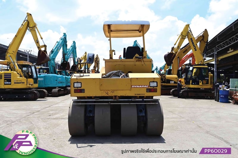 ขายรถบดล้อยาง 7 ล้อ รุ่นใหม่ HITACHI CP210 ชั่วโมงน้อย มือสองสภาพดี นำเข้าจากญี่ปุ่น โดย P&P Pro