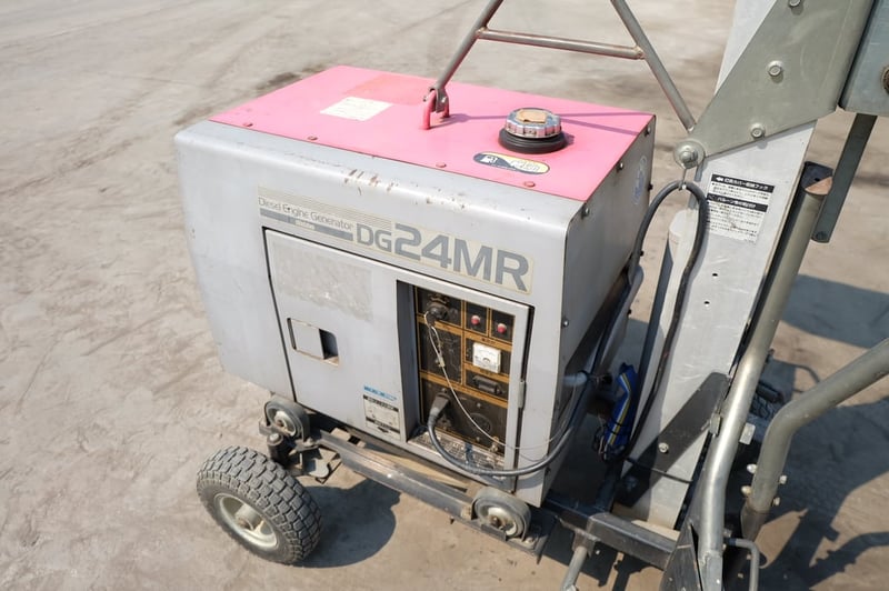 ขาย ไฟสนาม พร้อมเครื่องปั่นไฟ มือสองสภาพดี นำเข้าจากญี่ปุ่น โดย P&P Pro