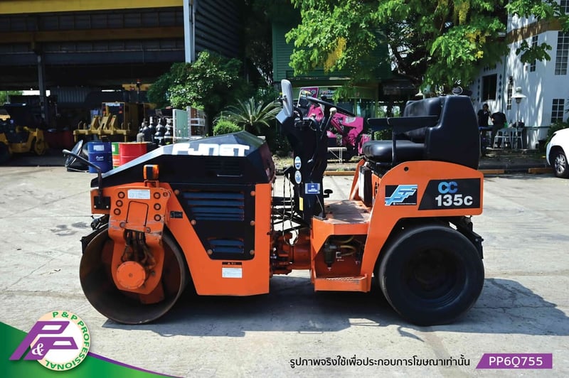 ขายรถบดหน้าเหล็ก-หลังยาง HITACHI CC135C-3A เทียบเท่า SAKAI TW352-1 เอวอ่อน ชั่วโมงน้อย มือสองสภาพดี นำเข้าจากญี่ปุ่น โดย P&P Pro ขายรถบดหน้าเหล็ก-หลังยาง HITACHI CC135C-3A เทียบเท่า SAKAI TW352-1 เอวอ่อน ชั่วโมงน้อย มือสองสภาพดี นำเข้าจากญี่ปุ่น โดย P&P Pro