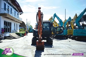 ขายรถขุด 8 ตัน HITACHI ZX75USK-5B แทรคเหล็พร้อมเกี๊ยะยาง มีไลน์หัวเจาะ มีกล้องมองหลัง มือสองสภาพดี นำเข้าจากญี่ปุ่น โดย P&P Pro ขายรถขุด 8 ตัน HITACHI ZX75USK-5B แทรคเหล็พร้อมเกี๊ยะยาง มีไลน์หัวเจาะ มีกล้องมองหลัง มือสองสภาพดี นำเข้าจากญี่ปุ่น โดย P&P Pro