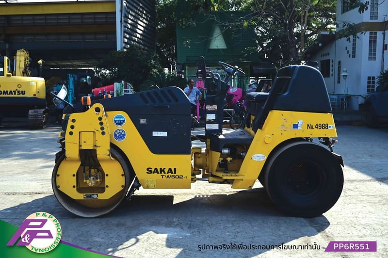 ขายรถบดหน้าเหล็ก-หลังยาง SAKAI TW502-1 รุ่นใหม่ เอวอ่อน ชั่วโมงน้อย มือสองสภาพดี นำเข้าจากญี่ปุ่น โดย P&P Pro