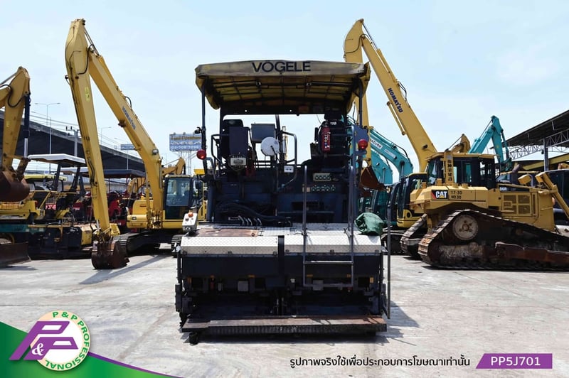 ขายรถปูยาง VOGELE SUPER1603-1 ล้อยาง, Screed AB500TV, ปูกว้าง 5.0 เมตร พร้อมตัวต่อขยายถึง 7.0 เมตร, มี Tamper และ Vibrator มือสองสภาพดี นำเข้าจากญี่ปุ่น โดย P&P Pro
