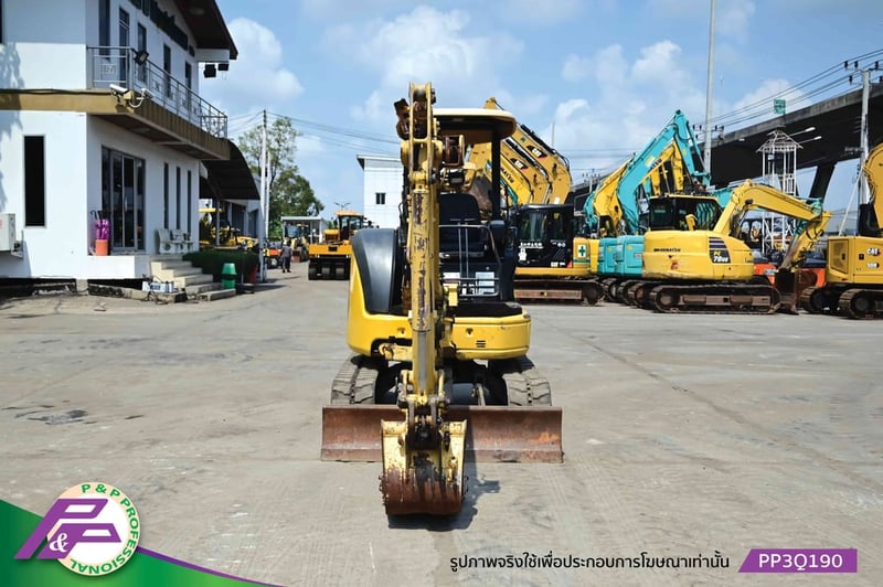 ขายแมคโครเล็ก KOMATSU PC30MR-2 แทรคยาง มือสองสภาพดี นำเข้าจากญี่ปุ่น โดย P&P Pro