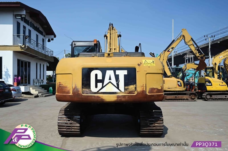 ขายแมคโคร 20 ตัน CAT 320D-E มีอาร์มเครน มือสองสภาพดี นำเข้าจากญี่ปุ่น โดย P&P Pro