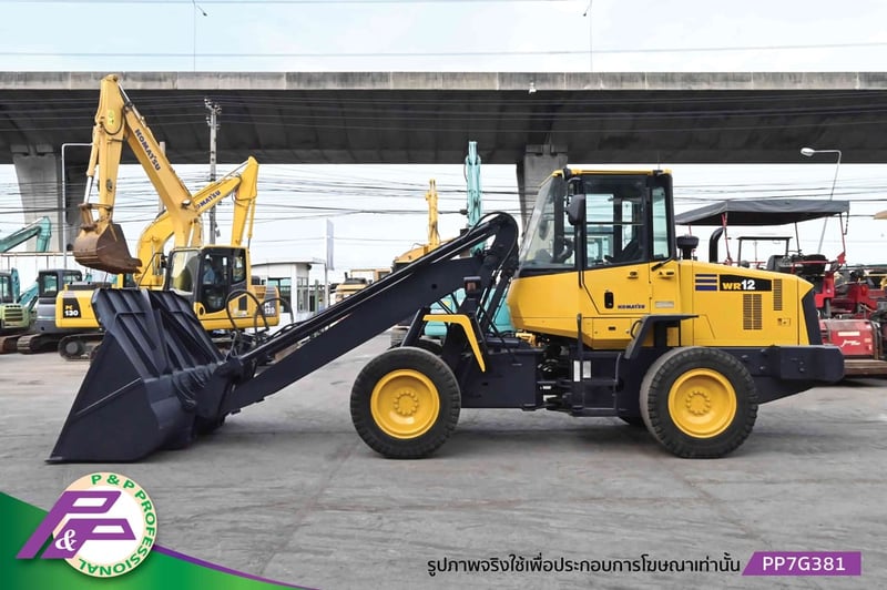 ขายรถตักแขน Parallel Lift ยกสูง 4.5 เมตร KOMATSU WR12-6 ห้องเก๋ง ยางตัน ขนาดเทียบเท่า WA150-6 เก่านอกสภาพดี โดย P&P Pro