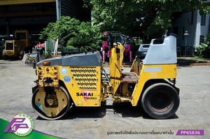 ขายรถบดหน้าเหล็ก-หลังยาง เอวอ่อน SAKAI TW350-1 มือสองสภาพดี นำเข้าจากญี่ปุ่น โดย P&P Pro ขายรถบดหน้าเหล็ก-หลังยาง เอวอ่อน SAKAI TW350-1 มือสองสภาพดี นำเข้าจากญี่ปุ่น โดย P&P Pro