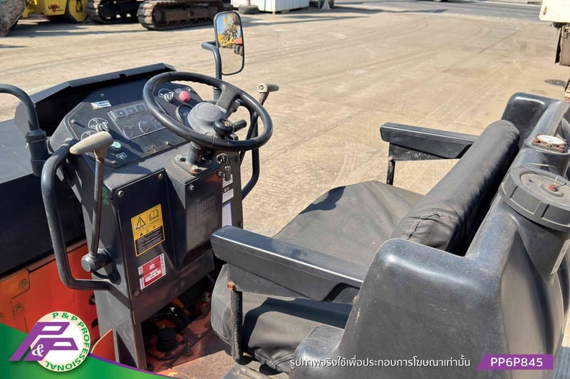 ขายรถบดหน้าเหล็ก-หลังยาง HITACHI ZC35C-3 เทียบเท่า TW352-1 เอวอ่อน ชั่วโมงน้อยมือสองสภาพดี นำเข้าจากญี่ปุ่น โดย P&P Pro