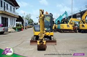 ขายแมคโครเล็ก KOMATSU PC40MR-3 แทรคยาง มีอาร์มเครน ชั่วโมงน้อย มือสองสภาพดี นำเข้าจากญี่ปุ่น โดย P&P Pro