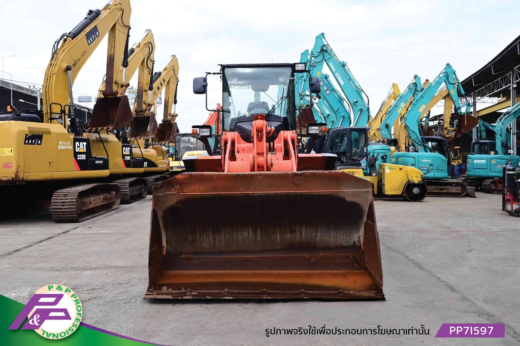 ขายรถตัก HITACHI ZW140-5B รุ่นใหม่ เทียบเท่า 924K และ WA200-7 ห้องเก๋ง มือสองสภาพดี นำเข้าจากญี่ปุ่น โดย P&P Pro