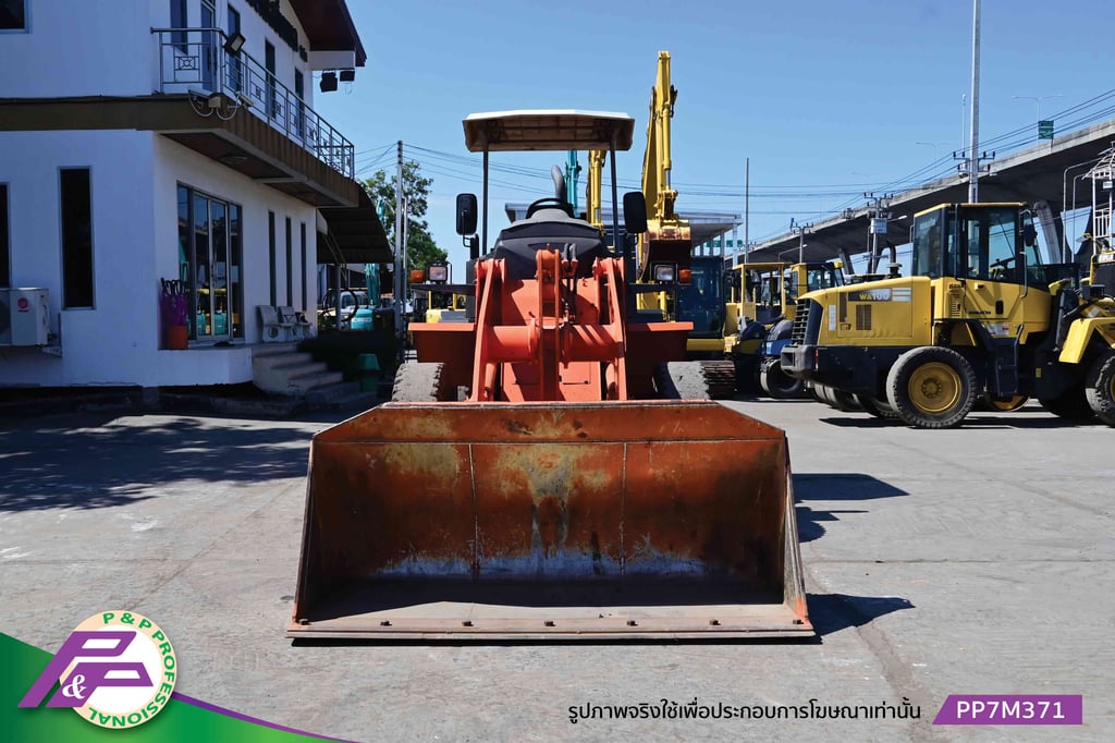 ขายรถตัก HITACHI ZW100-5B รุ่นใหม่ เทียบเท่า WA100-7 และ 910K แขนยาว ชั่วโมงน้อย มือสองสภาพดี นำเข้าจากญี่ปุ่น โดย P&P Pro ขายรถตัก HITACHI ZW100-5B รุ่นใหม่ เทียบเท่า WA100-7 และ 910K แขนยาว ชั่วโมงน้อย มือสองสภาพดี นำเข้าจากญี่ปุ่น โดย P&P Pro